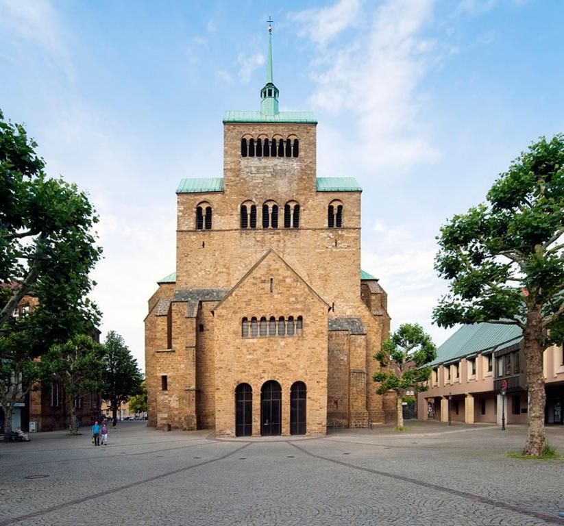 Hotel Kronprinz Garni มินเดิน ภายนอก รูปภาพ
